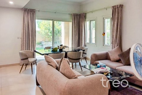 Řadový dům v Serena, Dubai, SAE 3 ložnice, 254.83 m² Č.: 733718 - fotografie 5
