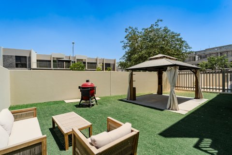 Townhouse di Dubai, UEA 3 kamar tidur, 152 m2 nomor 760953 - foto 3