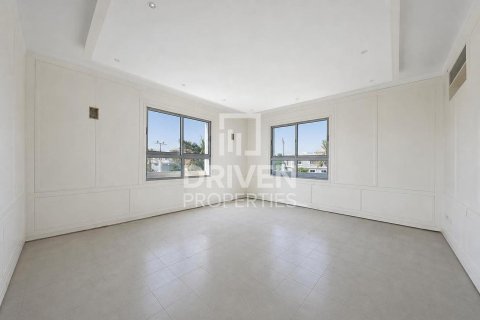 Müüa villa asukohaga Falcon City of Wonders, Dubai, AÜE: 5 magamistoaga, 1064.85 m² Nr 761722 - pilt 14