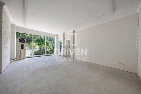 Müüa villa asukohaga Falcon City of Wonders, Dubai, AÜE: 5 magamistoaga, 1064.85 m² Nr 761722 - pilt 7