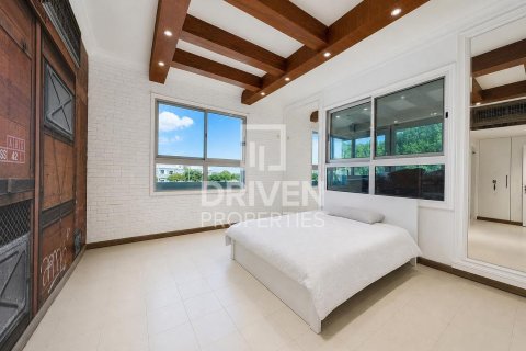 Müüa villa asukohaga Falcon City of Wonders, Dubai, AÜE: 5 magamistoaga, 1064.85 m² Nr 761722 - pilt 11