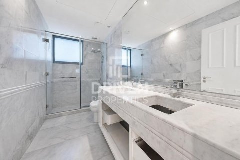 Müüa villa asukohaga Falcon City of Wonders, Dubai, AÜE: 5 magamistoaga, 1064.85 m² Nr 761722 - pilt 21