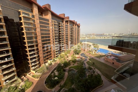 Wohnung in Palm Jumeirah, Dubai, VAE: 3 Schlafzimmer, 209.8 m2 Nr. 360620