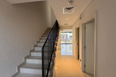Rijtjeshuis te huur in Al Hamra Village, Ras Al Khaimah, VAE 2 slaapkamers, 136.9 vr.m., nr 707510 - foto 4
