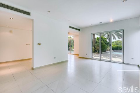 Üürile anda villa asukohaga Dubai Sports City, Dubai, AÜE: 4 magamistoaga, 1103.87 m² Nr 753530 - pilt 7