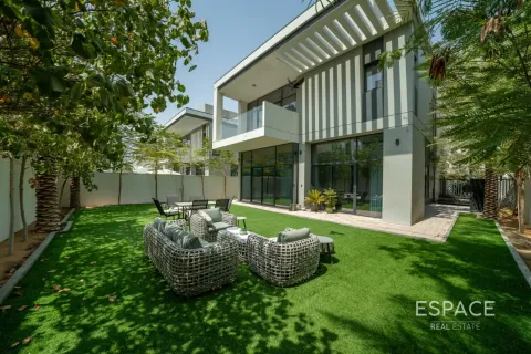 Willa w Al Furjan, Dubai, ZEA 4 sypialnie, 331 mkw. nr 738221