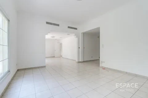 Huvila The Lakes, Dubai, Arabiemiraatit 3 makuuhuonetta, 315 m2 № 738222 - kuva 3
