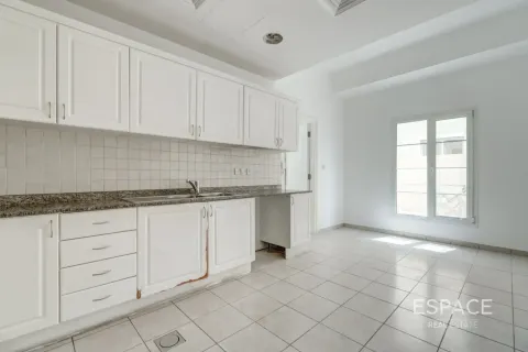 Huvila The Lakes, Dubai, Arabiemiraatit 3 makuuhuonetta, 315 m2 № 738222 - kuva 6