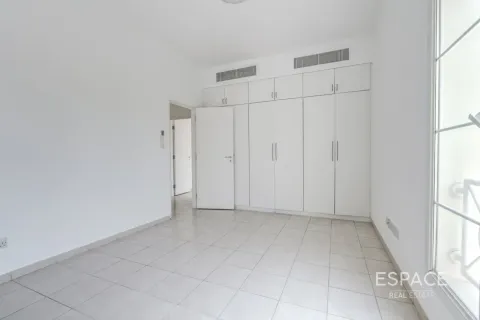 Huvila The Lakes, Dubai, Arabiemiraatit 3 makuuhuonetta, 315 m2 № 738222 - kuva 13