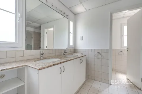 Huvila The Lakes, Dubai, Arabiemiraatit 3 makuuhuonetta, 315 m2 № 738222 - kuva 19