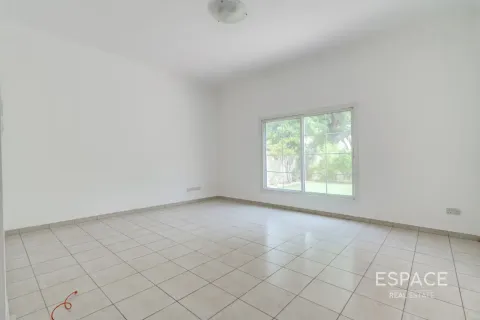 Huvila The Lakes, Dubai, Arabiemiraatit 3 makuuhuonetta, 315 m2 № 738222 - kuva 2