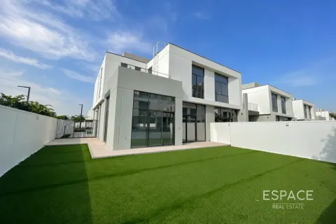 Townhouse i Al Furjan, Dubai, UAE 4 soveværelser, 279 kvm № 738219