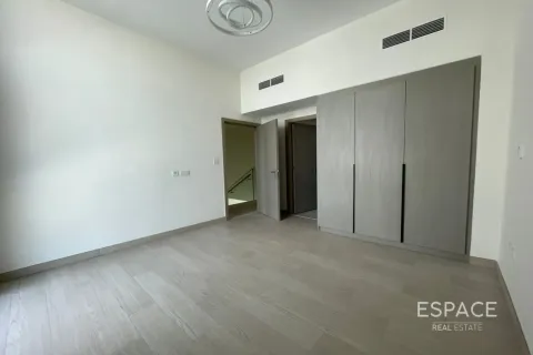 Adosado en alquiler en Al Furjan, Dubai, EAU 4 dormitorios, 279 m2 № 738219 - foto 9