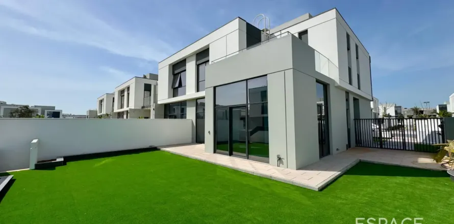 Kamienica w Al Furjan, Dubai, ZEA 4 sypialnie, 269 mkw. nr 738225