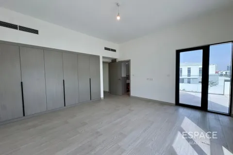 Kamienica do wynajęcia w Al Furjan, Dubai, ZEA 4 sypialnie, 269 mkw., nr 738225 - zdjęcie 11