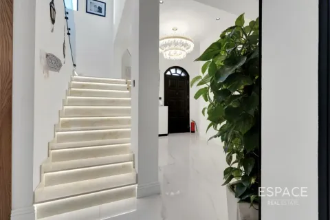 Vila di The Springs, Dubai, UEA 4 kamar tidur, 228 m2 nomor 738224 - foto 17
