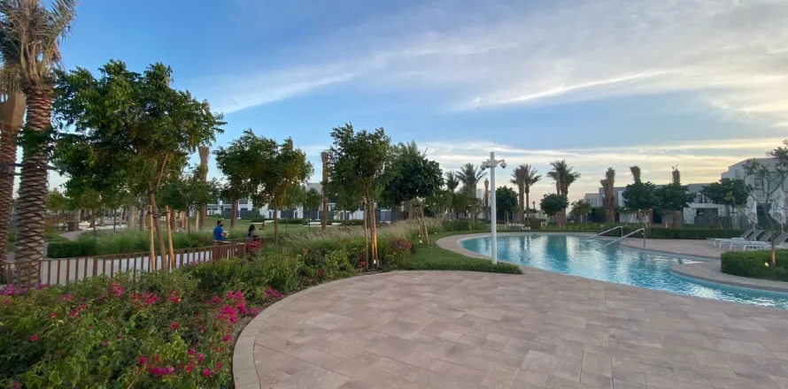 Rumah bandar di Arabian Ranches 3, Dubai, UAE 3 bilik tidur, 180 meter persegi № 722572