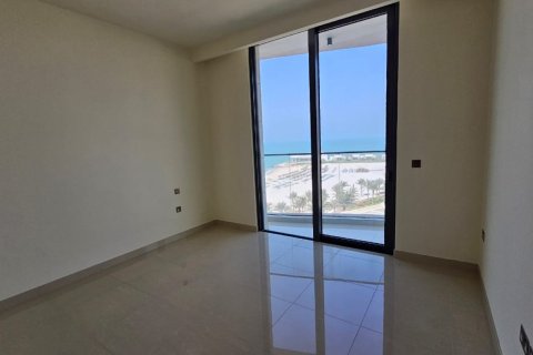 Apartment til salg i Ras Al Khaimah, UAE 2 soveværelser, 130 kvm № 734930 - foto 4