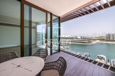 Διαμέρισμα σε Jumeirah, Dubai, ΗΑΕ 3 υπνοδωμάτια, 242.57 τ.μ. Αρ. 767025 - φωτογραφία 25