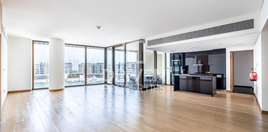 Διαμέρισμα σε Jumeirah, Dubai, ΗΑΕ 3 υπνοδωμάτια, 242.57 τ.μ. Αρ. 767025