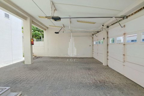 Villa uthyres i Abu Dhabi, UAE 7 sovrum, 383.2 kvm Nr. 456469 - fotografi 30