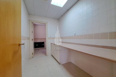 Villa uthyres i Abu Dhabi, UAE 7 sovrum, 383.2 kvm Nr. 456469 - fotografi 23