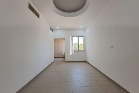 Villa uthyres i Abu Dhabi, UAE 7 sovrum, 383.2 kvm Nr. 456469 - fotografi 10