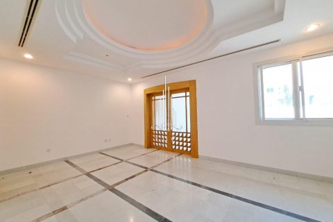 Villa uthyres i Abu Dhabi, UAE 7 sovrum, 383.2 kvm Nr. 456469 - fotografi 18