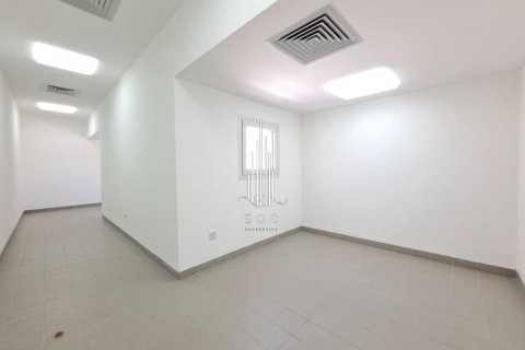 Villa uthyres i Abu Dhabi, UAE 7 sovrum, 383.2 kvm Nr. 456469 - fotografi 11