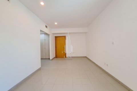 Villa uthyres i Abu Dhabi, UAE 7 sovrum, 383.2 kvm Nr. 456469 - fotografi 4