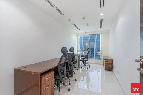 Dubai, UAE의 임대용 사무실 399.2제곱미터 번호 705774 - 사진 9