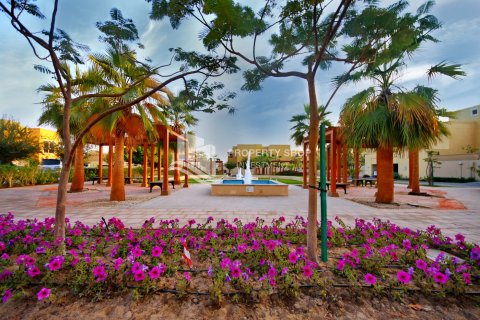 Villa Al Raha Gardens, Abu Dhabijā, AAE 3 istabas, 255 m2 Nr. 716787 - attēls 4