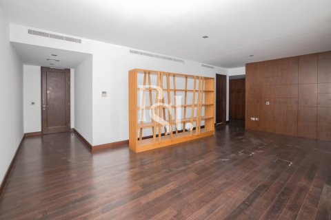 Villa itt: Al Gurm, Abu Dhabi, EAE, 4 hálószoba, 1266 m², azonosító: 716943 - fénykép 16