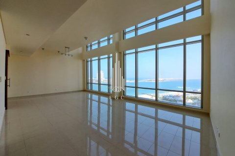 دوبلکس در Corniche Road، Abu Dhabi ، امارات متحده عربی 2 خوابه ، 159 متر مربع.  شماره 459014
