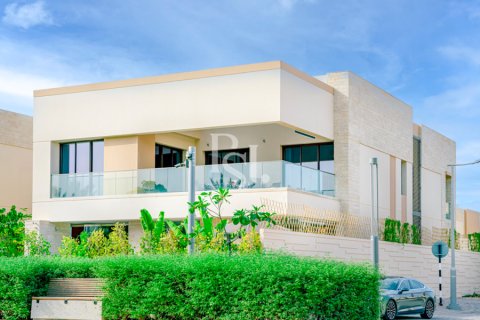 Villa itt: Saadiyat Island, Abu Dhabi, EAE, 5 hálószoba, 630 m², azonosító: 716268 - fénykép 13