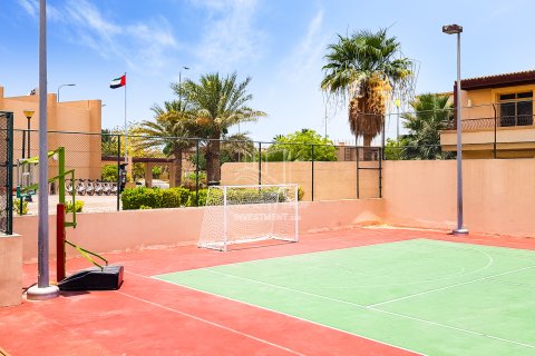 Villa itt: Khalifa City, Abu Dhabi, EAE, 6 hálószoba, 660 m², azonosító: 716274 - fénykép 3