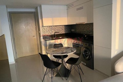 Appartement te huur in Business Bay, Dubai, VAE 2 slaapkamers, 75.2 vr.m., nr 563397 - foto 3