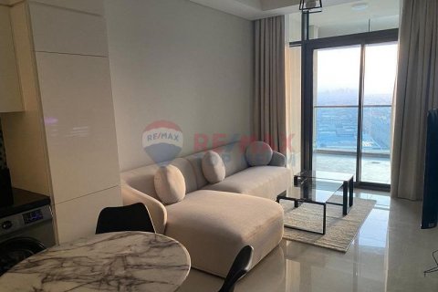 Appartement te huur in Business Bay, Dubai, VAE 2 slaapkamers, 75.2 vr.m., nr 563397 - foto 2