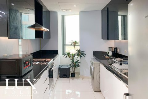 Apartemen di Business Bay, Dubai, UEA 2 kamar tidur, 126 m2 nomor 628378 - foto 9