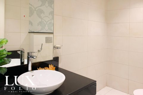 Apartemen di Business Bay, Dubai, UEA 2 kamar tidur, 126 m2 nomor 628378 - foto 5