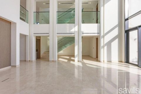 Villa till försäljning i Dubai, UAE 5 sovrum, 787.91 kvm Nr. 766779 - fotografi 4