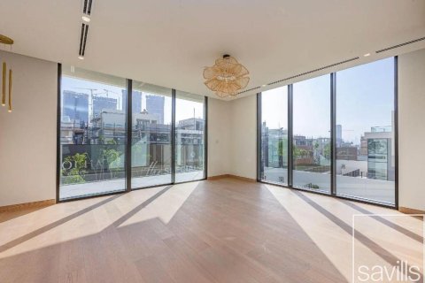 Villa till försäljning i Dubai, UAE 5 sovrum, 787.91 kvm Nr. 766779 - fotografi 8