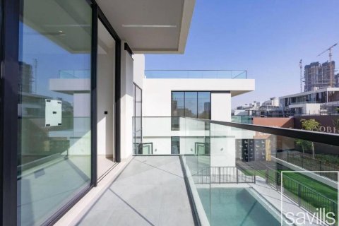 Villa till försäljning i Dubai, UAE 5 sovrum, 787.91 kvm Nr. 766779 - fotografi 12