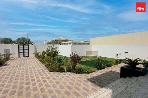Villa itt: Dubai, EAE, 9 hálószoba, 1712.3 m², azonosító: 732899 - fénykép 15