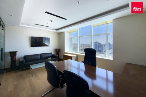 Office in Dubai, UAE 368.9 sq.m. № 680004 - photo 23