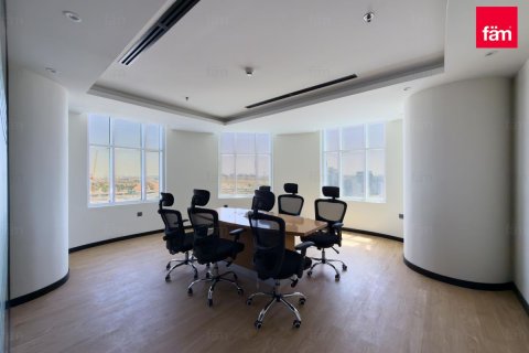 Office in Dubai, UAE 368.9 sq.m. № 680004 - photo 19