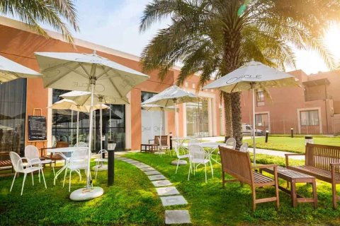 Villa em Abu Dhabi Gate City, Abu Dhabi, EAU 5 quartos, 425.4 m2 № 737732