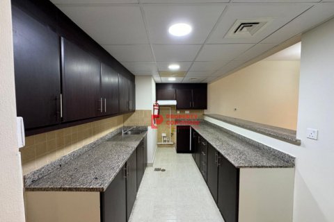 Apartmen di Al Quoz, Dubai, UAE 2 bilik tidur, 124 meter persegi № 506655 - foto 8
