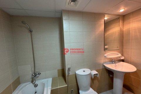 Apartmen di Al Quoz, Dubai, UAE 2 bilik tidur, 124 meter persegi № 506655 - foto 11