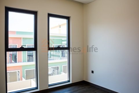 Townhouse in Damac Lagoons, Dubai, UAE 3 bedrooms, 144 sq.m. № 721714 - photo 9
